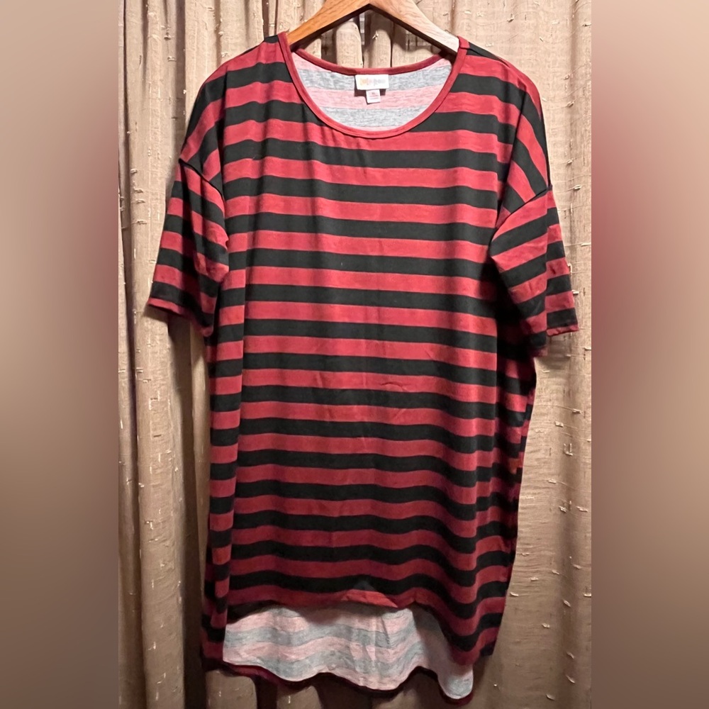 LuLaRoe Perfect T